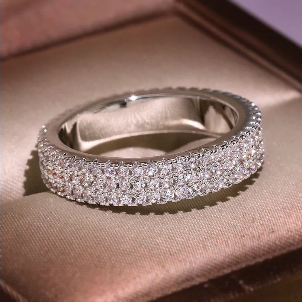 🔥HOST PICK 925 Sterling Silver Dazzling Pave Diamond Ring - Picture 4 of 12
